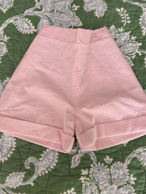 Pennymeade Girls' Pink Seersucker Cuffed Shorts NWOT